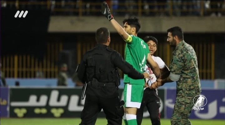 فوتبال برتر/ حواشی بازی گل ریحان 1-3 استقلال