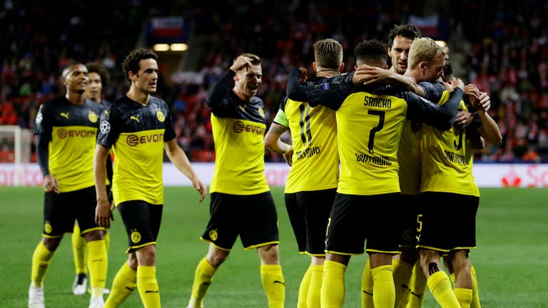 گل دوم دورتموند به اسلاویا پراگ (دبل حکیمی)