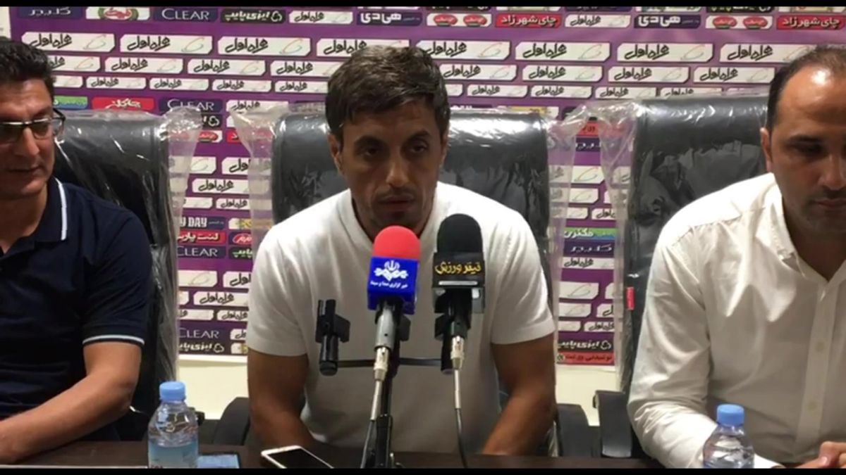 اختصاصی/ کنفرانس خبری رسول خطیبی پیش از بازی نساجی - ماشین سازی