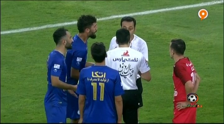 پرخاشگری و خشونت در لیگ برتر ایران