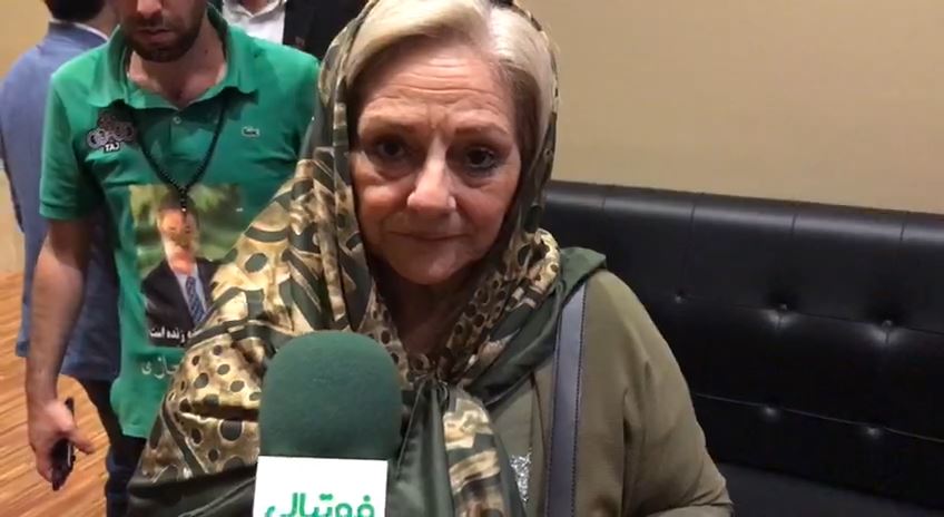 اختصاصی/ صحبت های بهناز شفیعی همسر مرحوم حجازی پس از تماشای فیلم به رنگ آسمان