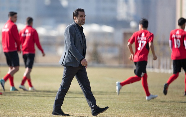 معارفه پیروانی در تمرین پرسپولیس برگزار شد