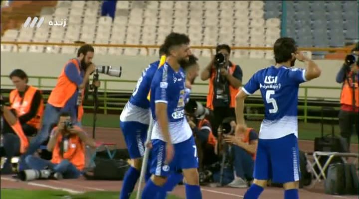 گل سوم استقلال به فجر سپاسی (شجاعیان)