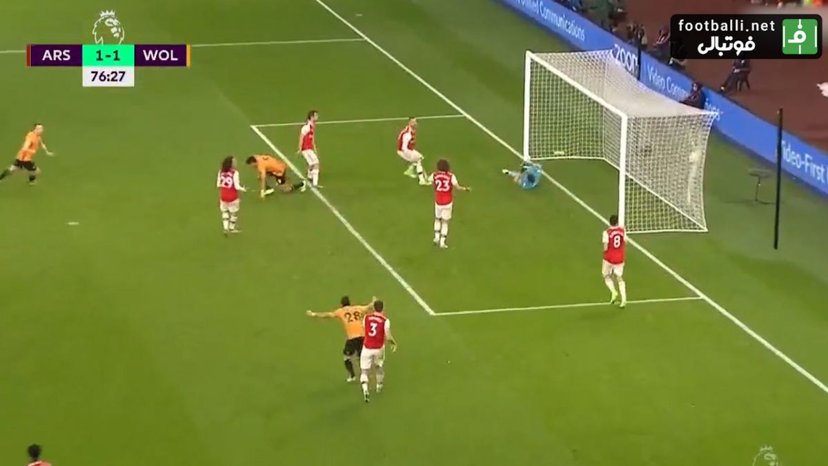 گل اول ولورهمپتون به آرسنال (رائول خیمنز)
