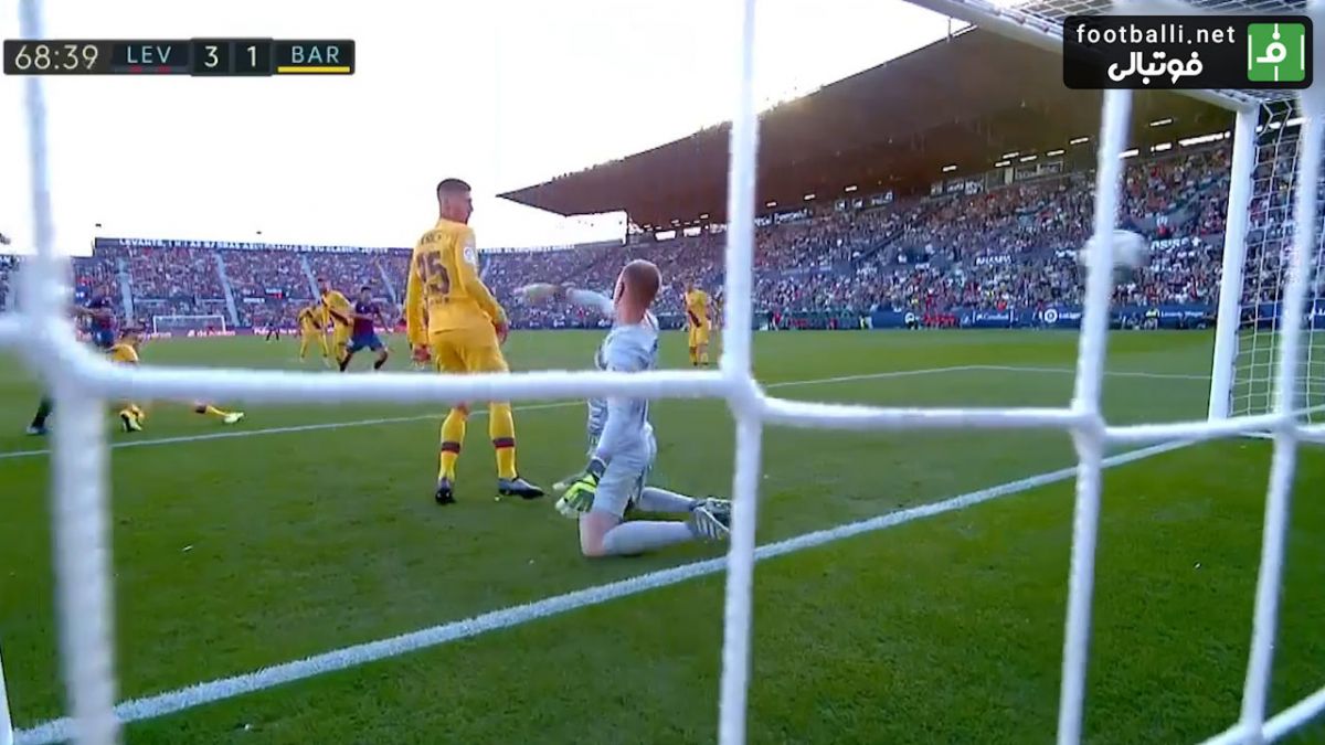 خلاصه بازی لوانته 3-1 بارسلونا