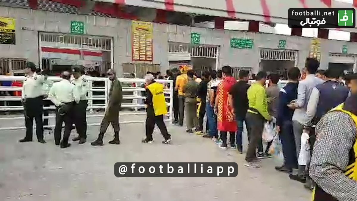 اختصاصی /حال و هوای ورزشگاه فولاد آرنا پیش از شروع بازی فولاد خوزستان - پرسپولیس