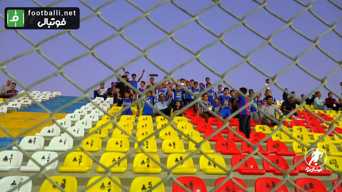 فوتبال برتر/ حاشیه های بازی پارس جنوبی جم و سپاهان و کارشناسی داوری