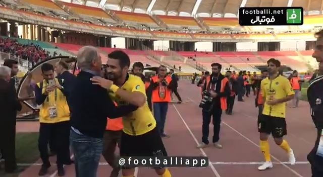 اختصاصی/ خوش و بش بازیکنان و مربیان تراکتور و سپاهان پیش از بازی