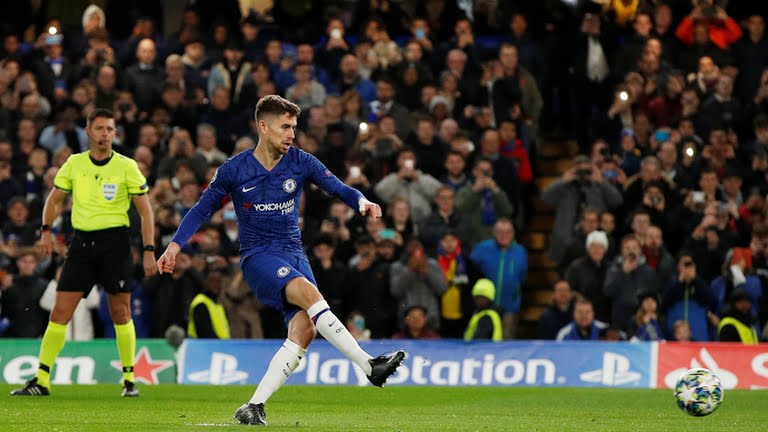 گل سوم چلسی به آژاکس (دبل جورجینهو)