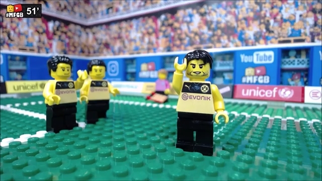 شبیه سازی بازی دورتموند 3-2 اینتر با عروسک لگو