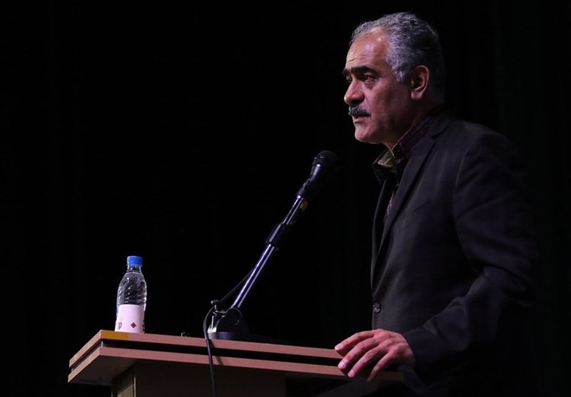 گلمحمدی: شیرازی نمیتواند هم انتخابات برگزار کند و هم نامزد باشد