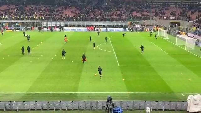 اختصاصی/  گرم کردن بازیکنان اینتر و رم پیش از بازی