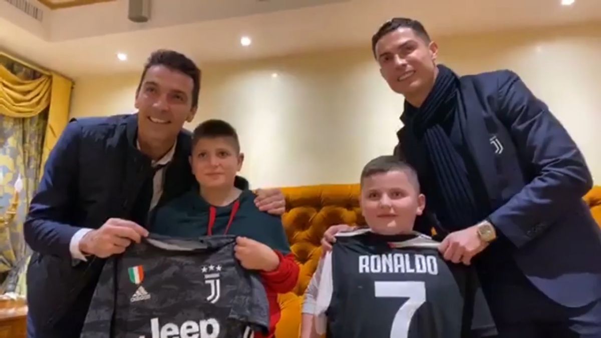 دیدار رونالدو و بوفون با دو کودک نجات یافته از زلزله آلبانی