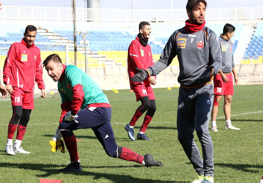 پرسپولیسیها فردا در دو گروه تمرین میکنند