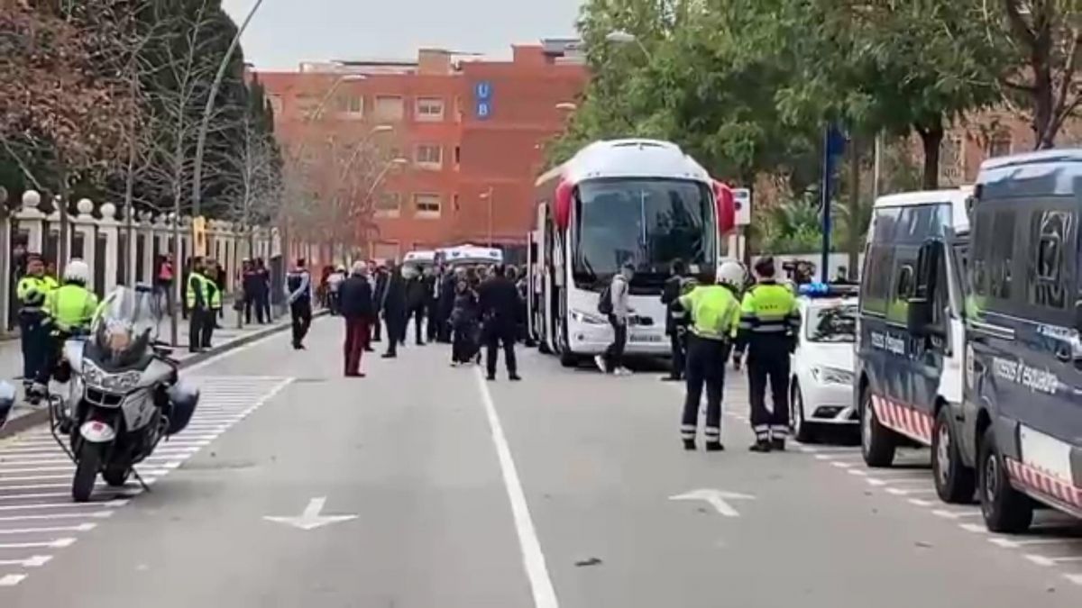 ورود تیم رئال مادرید به هتل صوفیا شهر بارسلونا