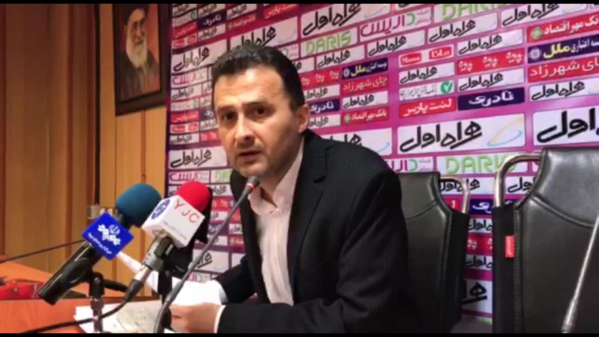 اختصاصی/ توضیحات محمودزاده درباره قرارداد بازیکنان ژاپنی تراکتورسازی و فولاد