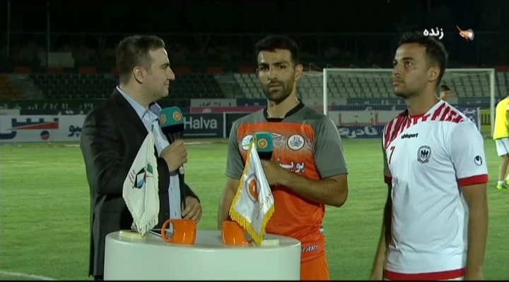 گفتگو با بازیکنان و مربیان سایپا و شاهین بوشهر بین دو نیمه فینال جام شهدا