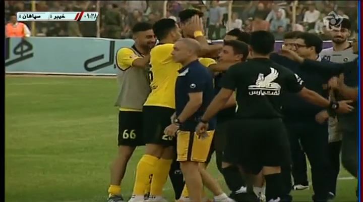 سوپرگل مرتضی منصوری بازیکن سپاهان مقابل خیبر