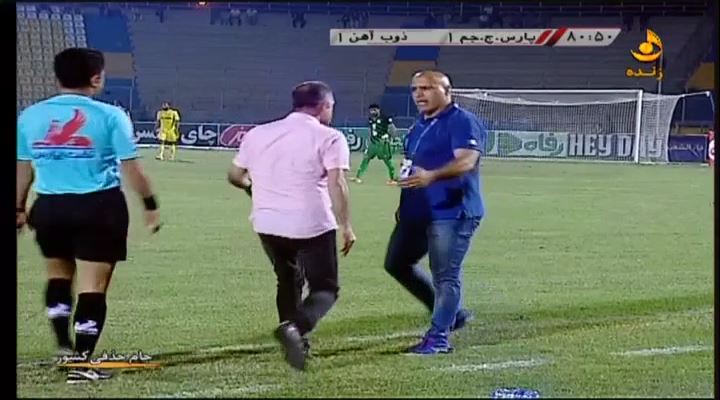 درگیری منصوریان و کمالوند سرمربیان ذوب اهن و پارس جنوبی