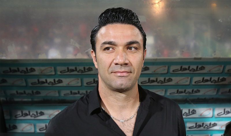 نکونام: ۳ هیچ به نفع استقلال بزنید، بازی نمی‌کنیم!