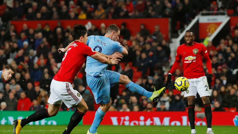 گل اول برنلی به منچستر یونایتد (کریس وود)