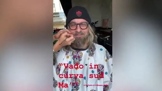 گریم دنیله ده روسی برای تماشای بازی رم مقابل لاتزیو به عنوان فرد ناشناس