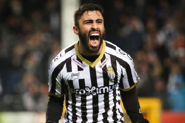 رضایی بهترین بازیکن دیدار شارلوا - زولته شد