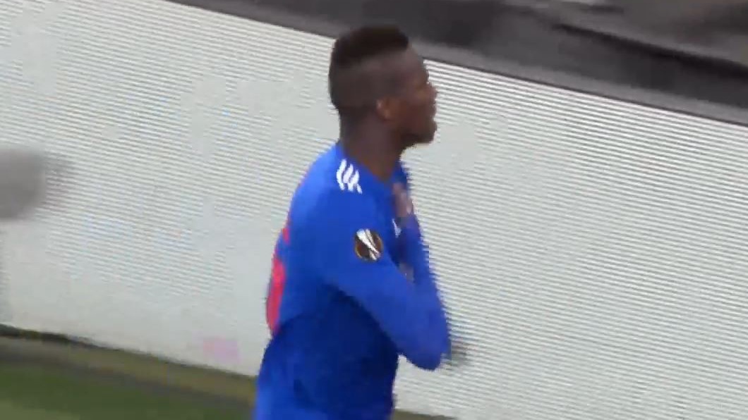 گل اول المپیاکوس به آرسنال (سیسه)