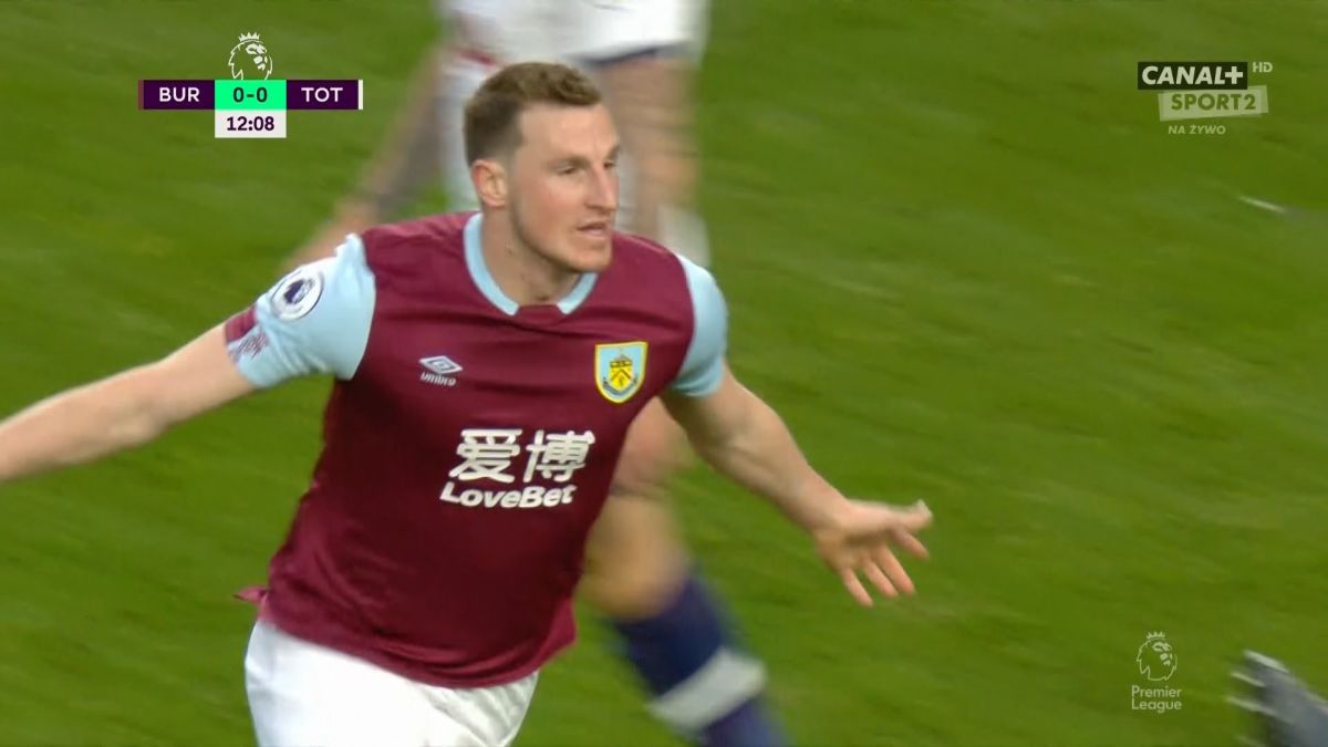 گل اول برنلی به تاتنهام (کریس وود)