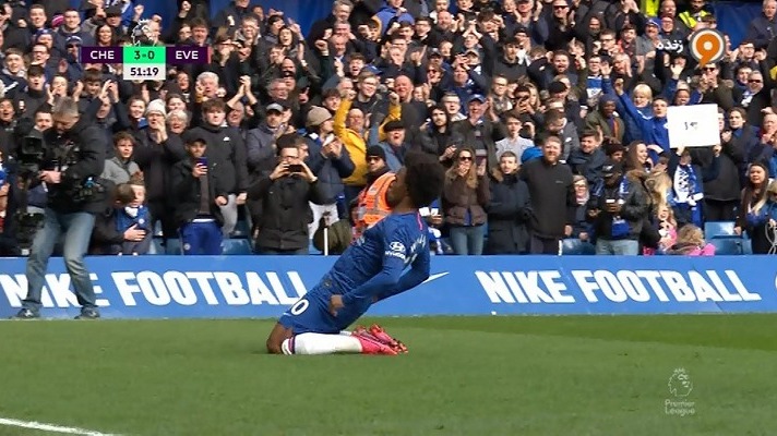 گل سوم چلسی به اورتون (ویلیان)