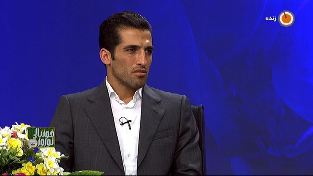 گفتگو با وحید امیری؛ بهترین هافبک راست سال 98