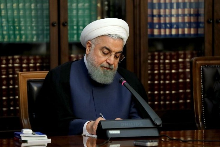 روحانی: ۲۳ میلیون خانوار اعتبار یک میلیون تومانی دریافت میکنند