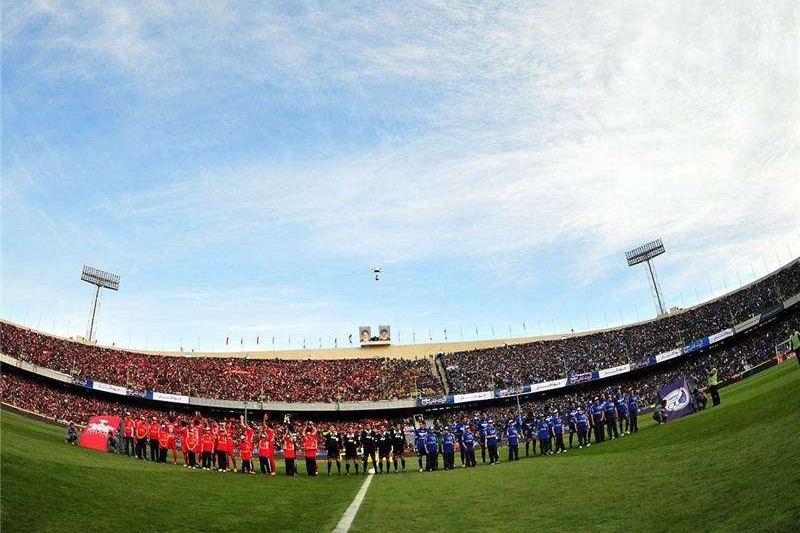 نیکخو: وزارت ورزش ارادهای جدی برای واگذاری استقلال و پرسپولیس دارد