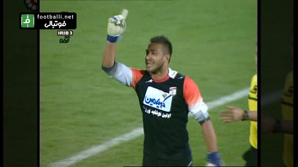 تمارض سوشا مکانی و گل پرسپولیس در دقیقه 95/ لحظات پایانی دیدار جنجالی پرسپولیس و استیل آذین