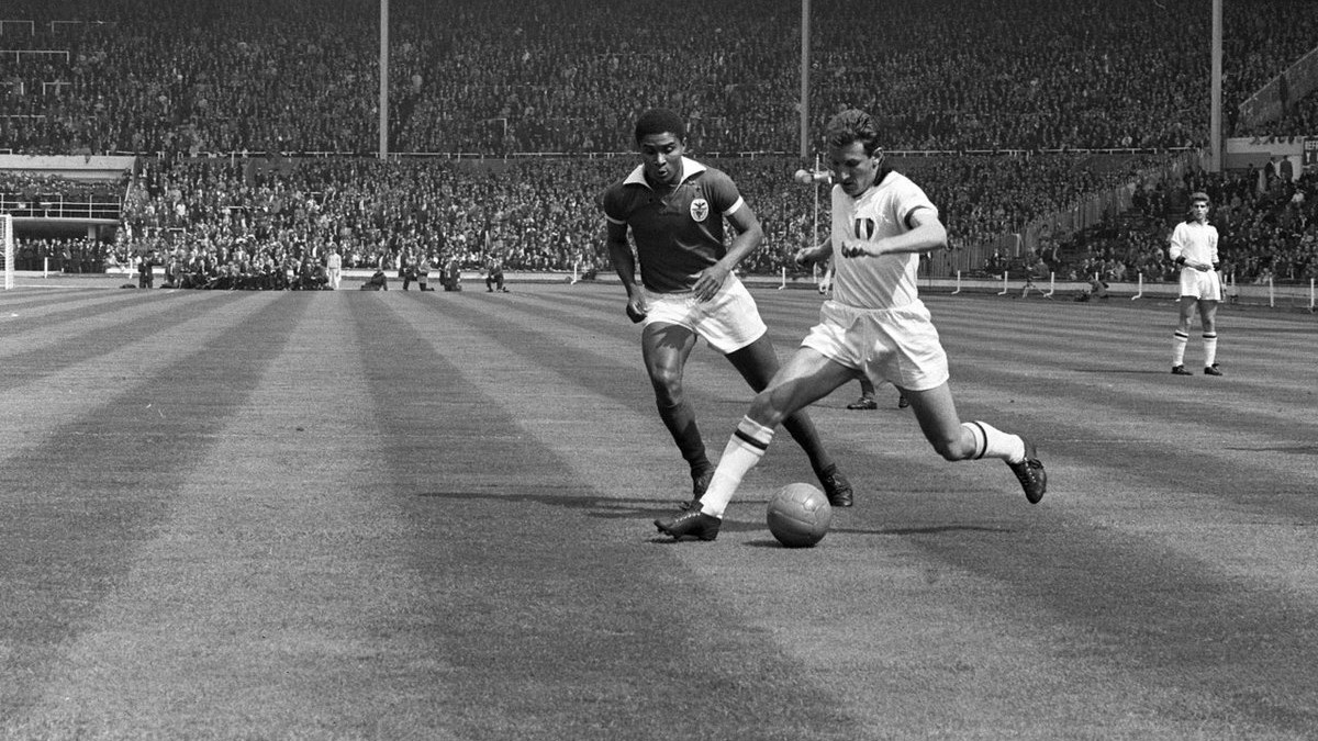 فینال هشتمین دوره لیگ قهرمانان اروپا 1962: آث میلان 2-1 بنفیکا