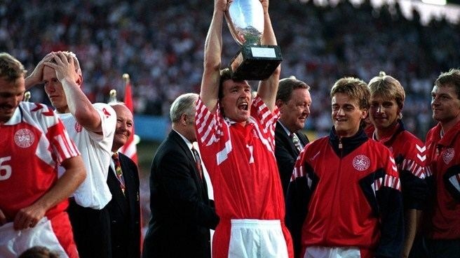 فینال نهمین دوره جام ملتهای اروپا 1992: دانمارک 2-0 آلمان