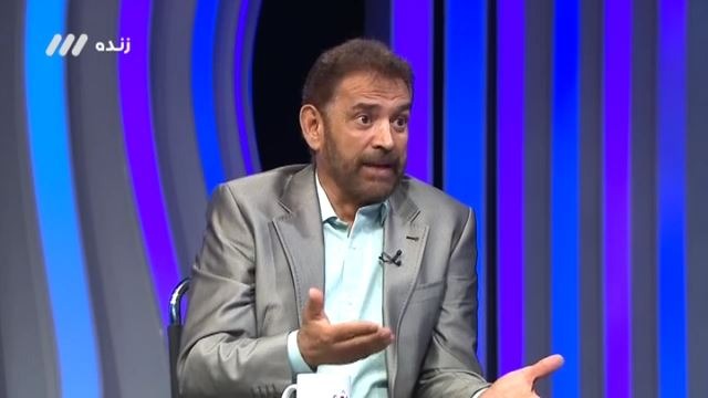 فوتبال برتر/ فیروز کریمی: باید برای قرارداد ویلموتس و کی روش یقه ی کفاشیان و تاج را بگیریم فوتبالی | 