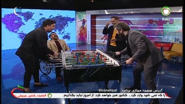 چالش فوتبالدستی علی لطیفی با گزارش عباس قانع