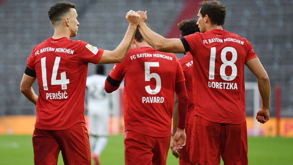 خلاصه بازی بایرن مونیخ 5-2 اینتراخت فرانکفورت