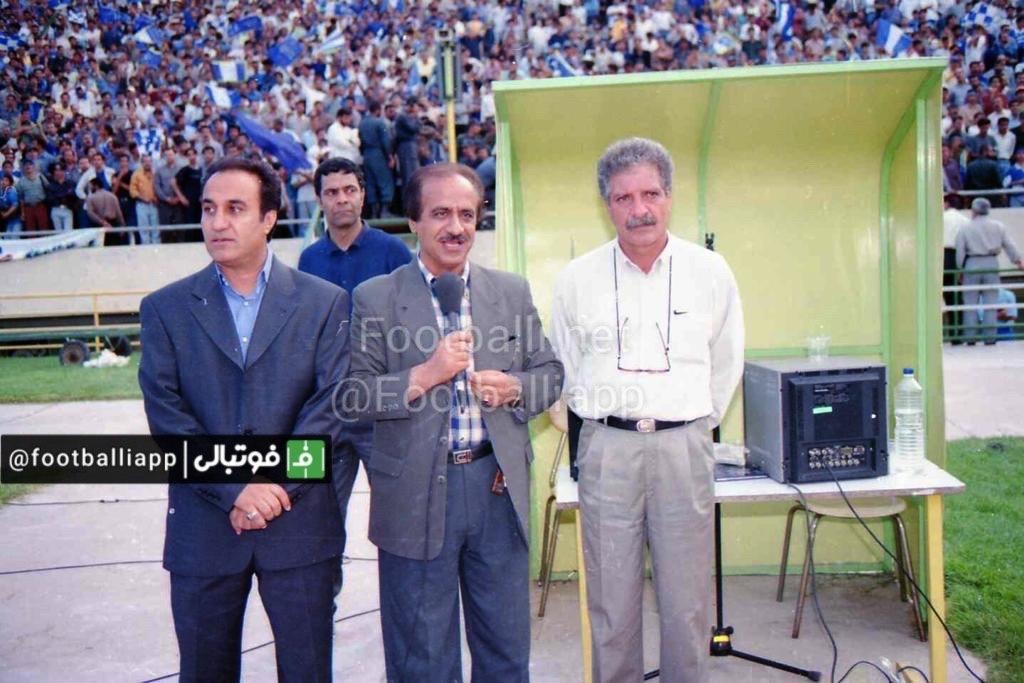 منصورپورحيدرى و فرهادكاظمى سرمربيان استقلال و بهمن در فينال جام حذفى فصل٧٩-٧٨ در كنار عباس بهروان گزارشگر مسابقه.اين بازى با نتيجه ٣-١ به سود استقلال به پايان رسيد و آخرين بازى بهمن در فوتبال ايران بود.فصل بعد امتياز آن به تيم پيكان واگذار شد.