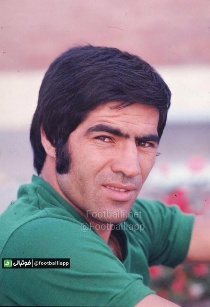 عکسی نایاب از زنده ياد ابراهيم آشتيانى مدافع راست اسبق پرسپوليس و تيم ملى ايران در دهه چهل و پنجاه