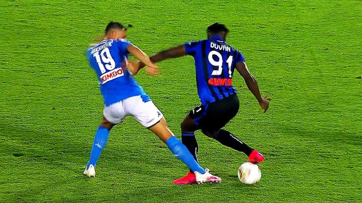 حرکات تکنیکی بازیکنان در بازی آتالانتا 2-0 ناپولی