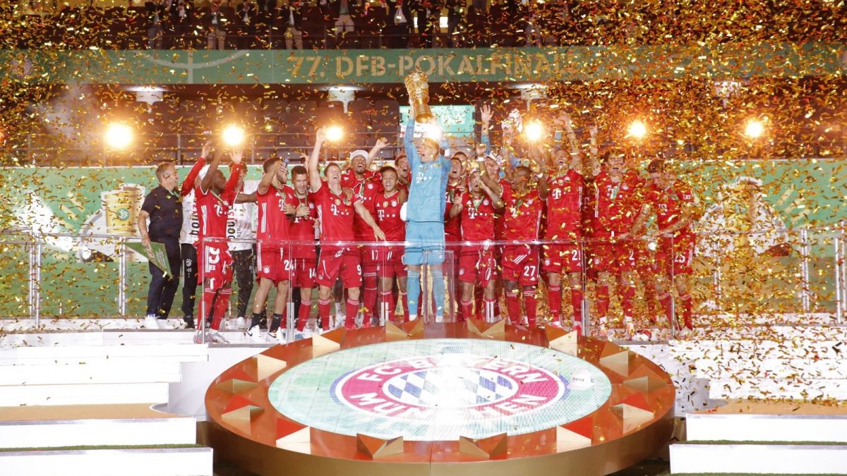 مراسم اهدای جام قهرمانی حذفی آلمان به بایرن مونیخ در فصل 20-2019