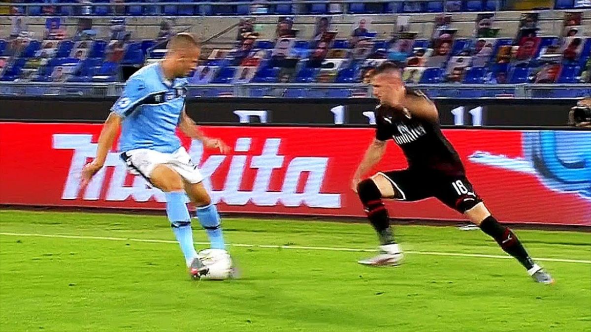 حرکات تکنیکی بازیکنان در بازی لاتزیو 0-3 میلان