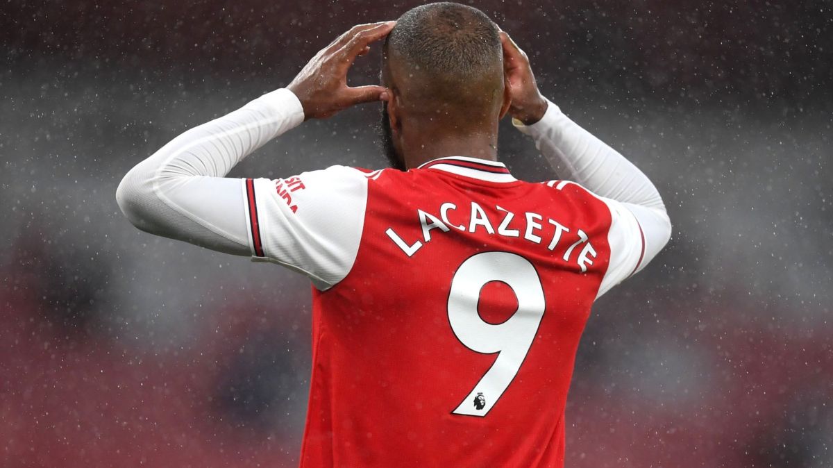 خلاصه بازی آرسنال 1-1 لستر سیتی