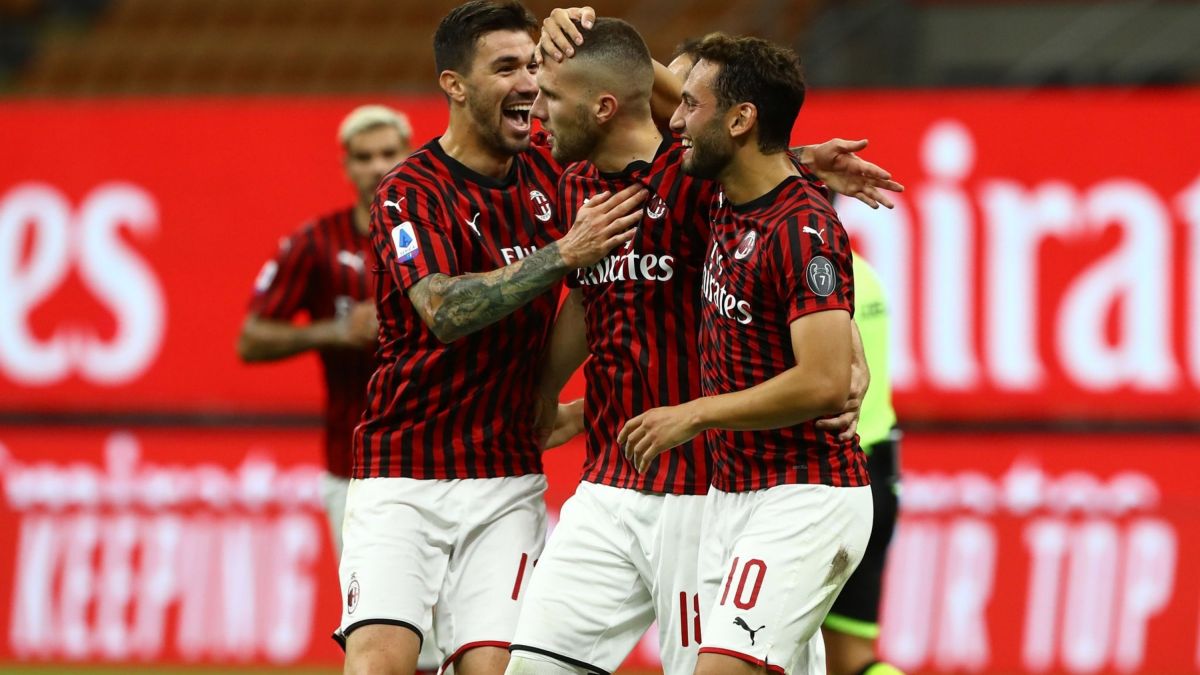 خلاصه بازی میلان 4-2 یوونتوس