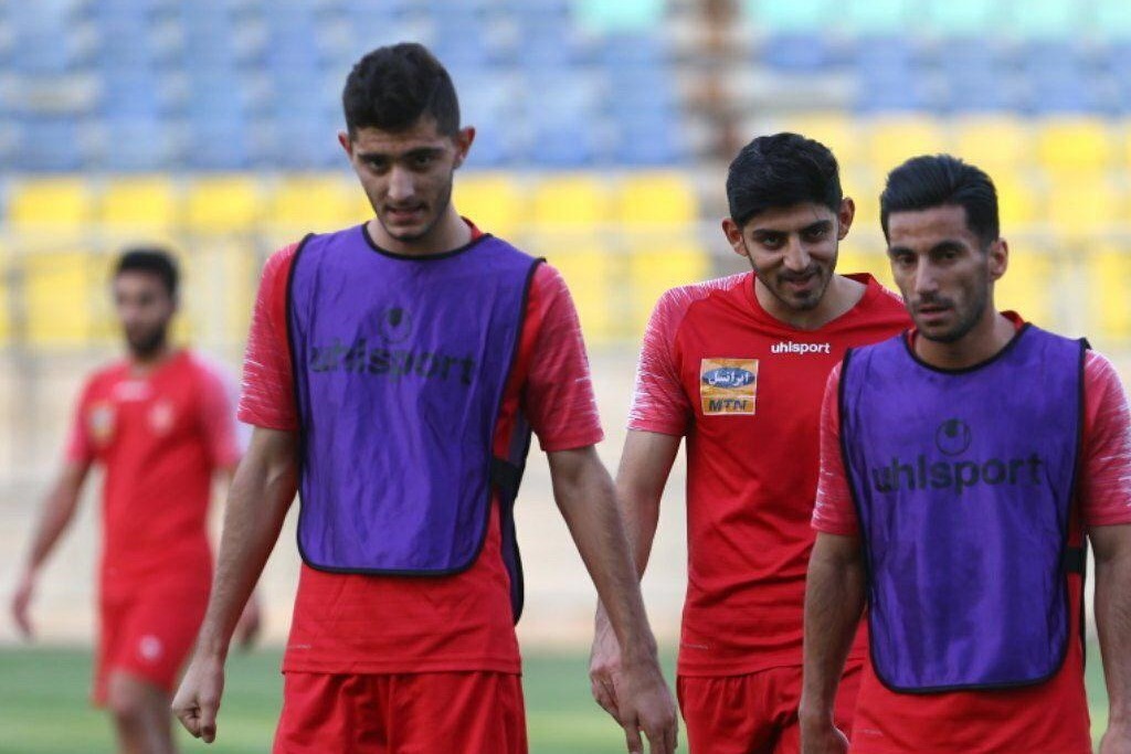 پرسپولیسی‌ها نگران بازیکن کرونایی خود نیستند