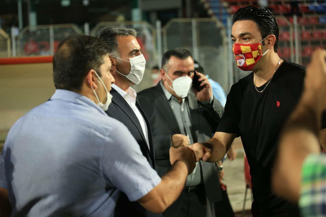خدمت بزرگ فکری به استقلال