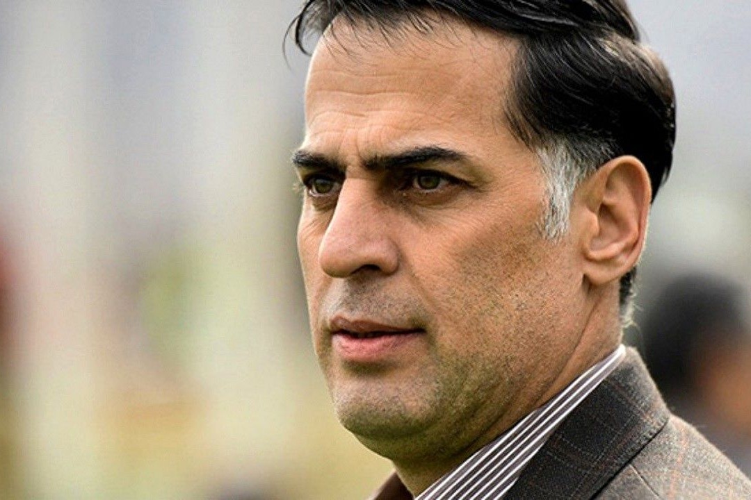 آذری: داور مثل یک رعیت با شیمبا برخورد کرد