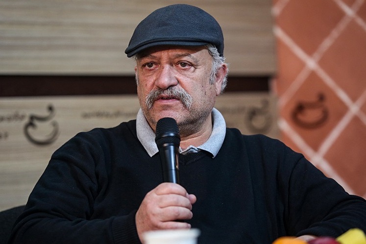 فروتن: بازیکنی را میشناسم که سر باختش شرط میبندد
